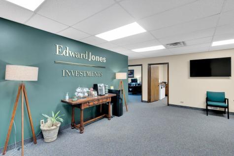 1004 N Bowen Road Arlington TX 76012