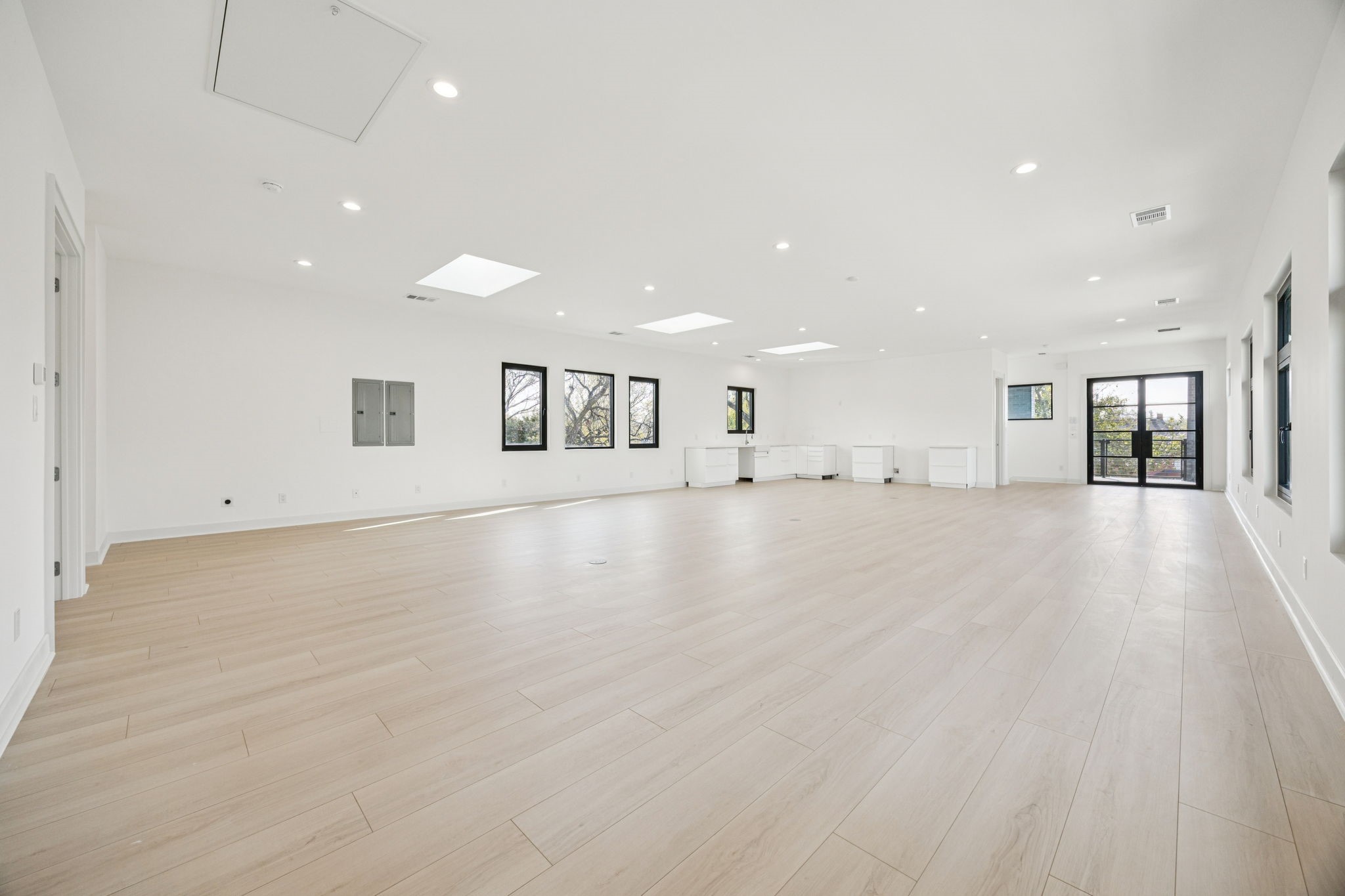 446 S Tyler Street Dallas TX 75208