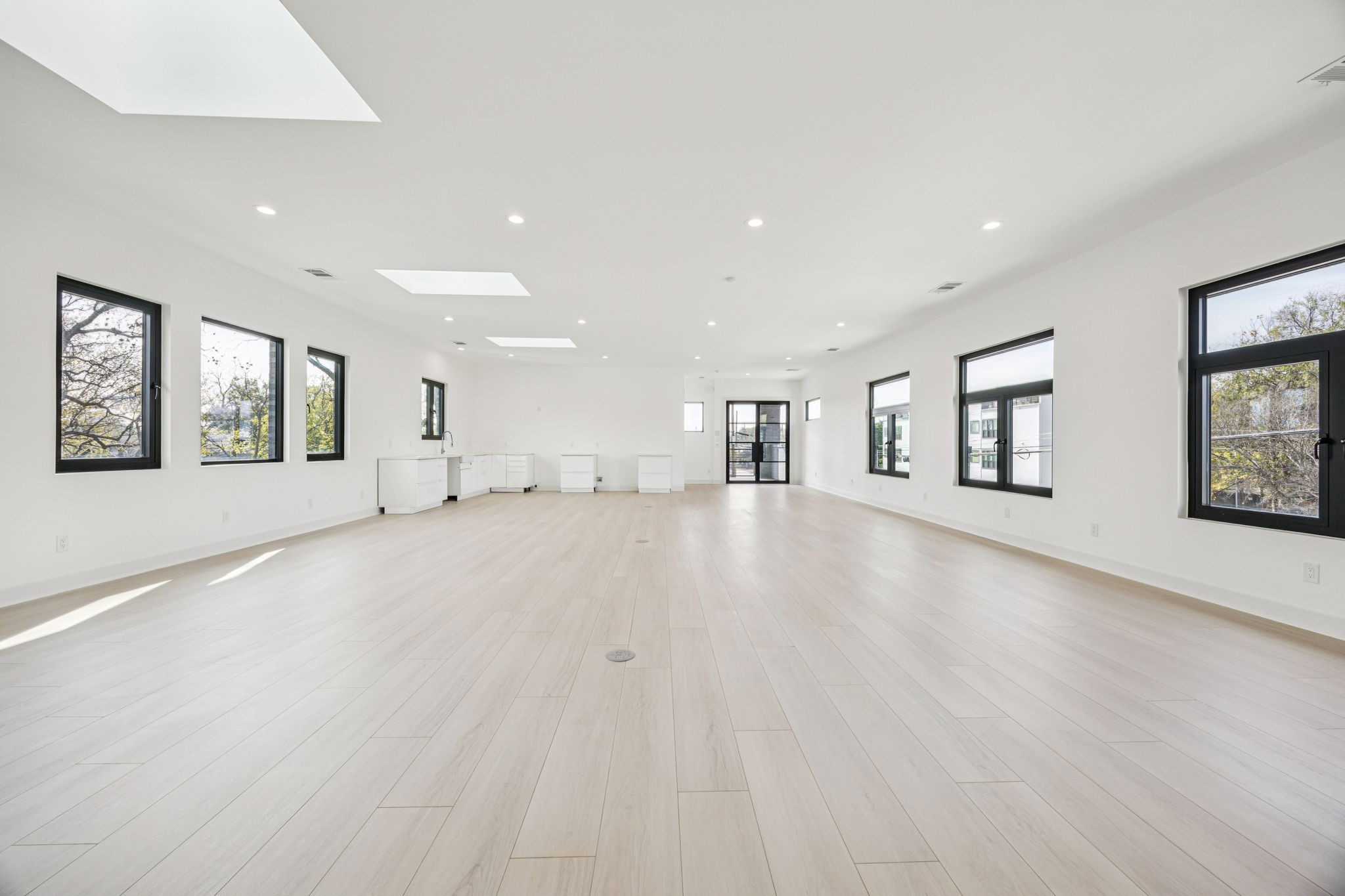 446 S Tyler Street Dallas TX 75208