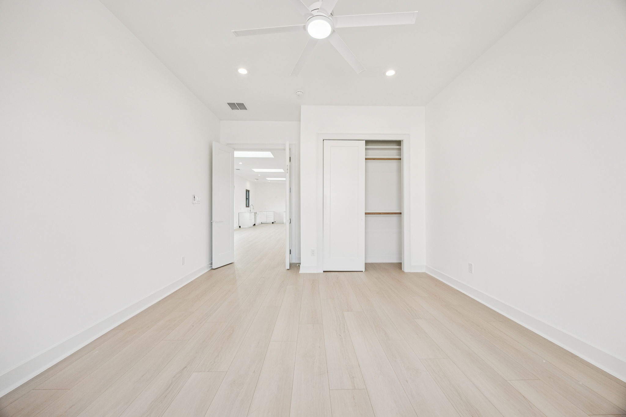 446 S Tyler Street Dallas TX 75208