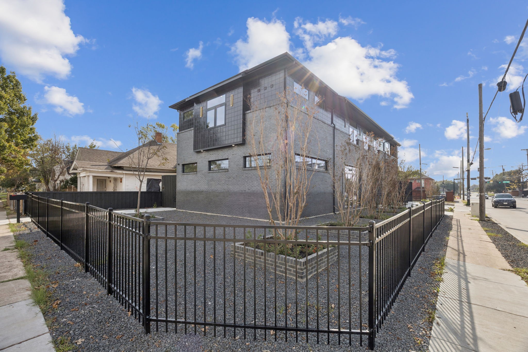 446 S Tyler Street Dallas TX 75208