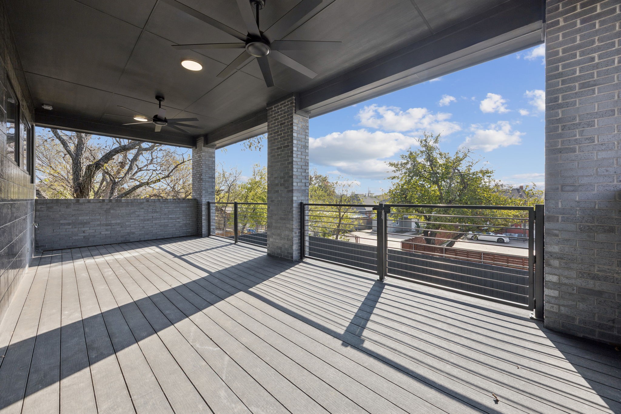 446 S Tyler Street Dallas TX 75208