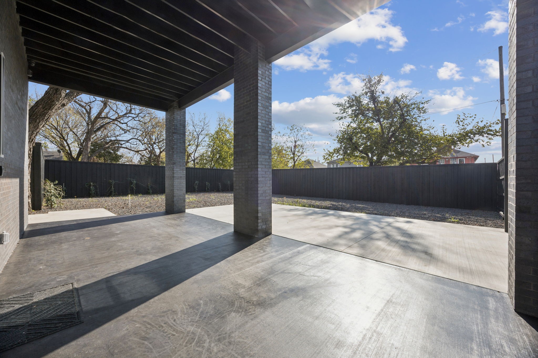 446 S Tyler Street Dallas TX 75208