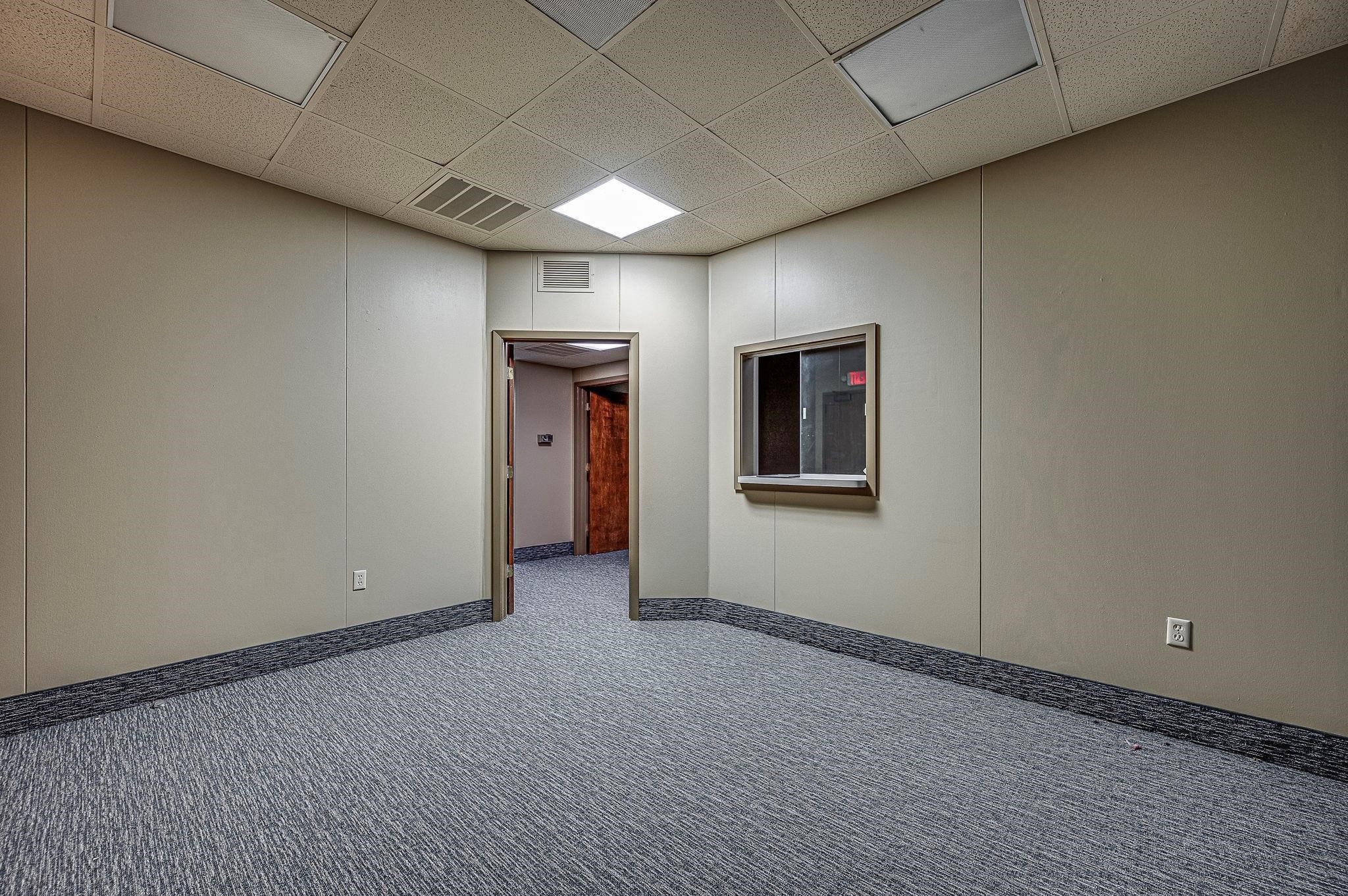 601 S Clay Street Ennis TX 75119