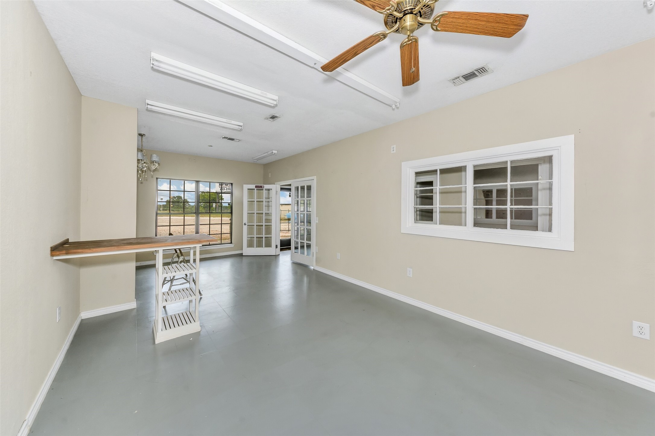 12258 S Fm 730 Azle TX 76020
