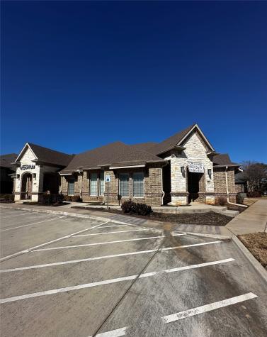 8217 Mid Cities Boulevard North Richland Hills TX 76182