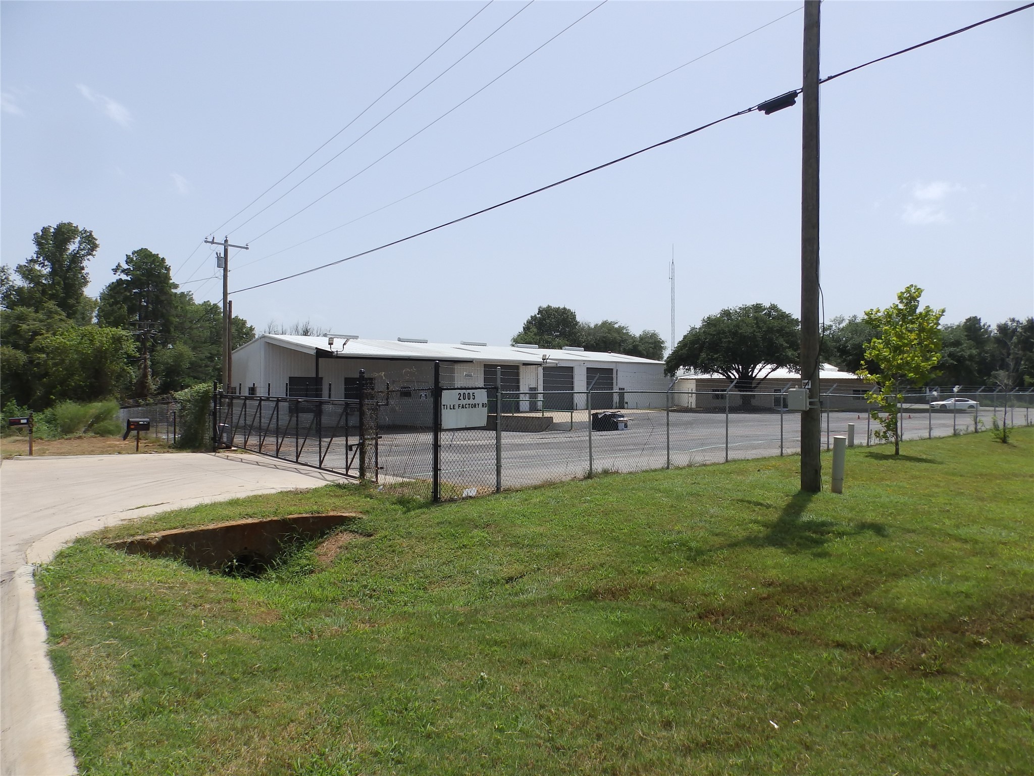 2005 Tile Factory Road Palestine TX 75801