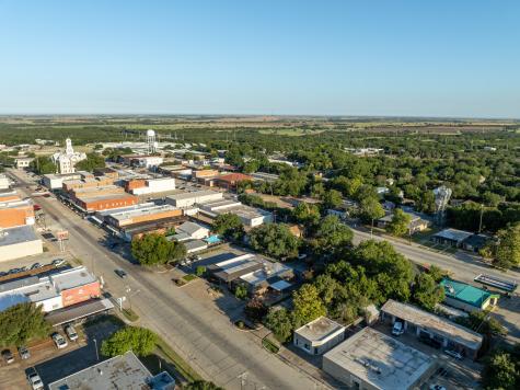 231 E Elm Street Hillsboro TX 76645