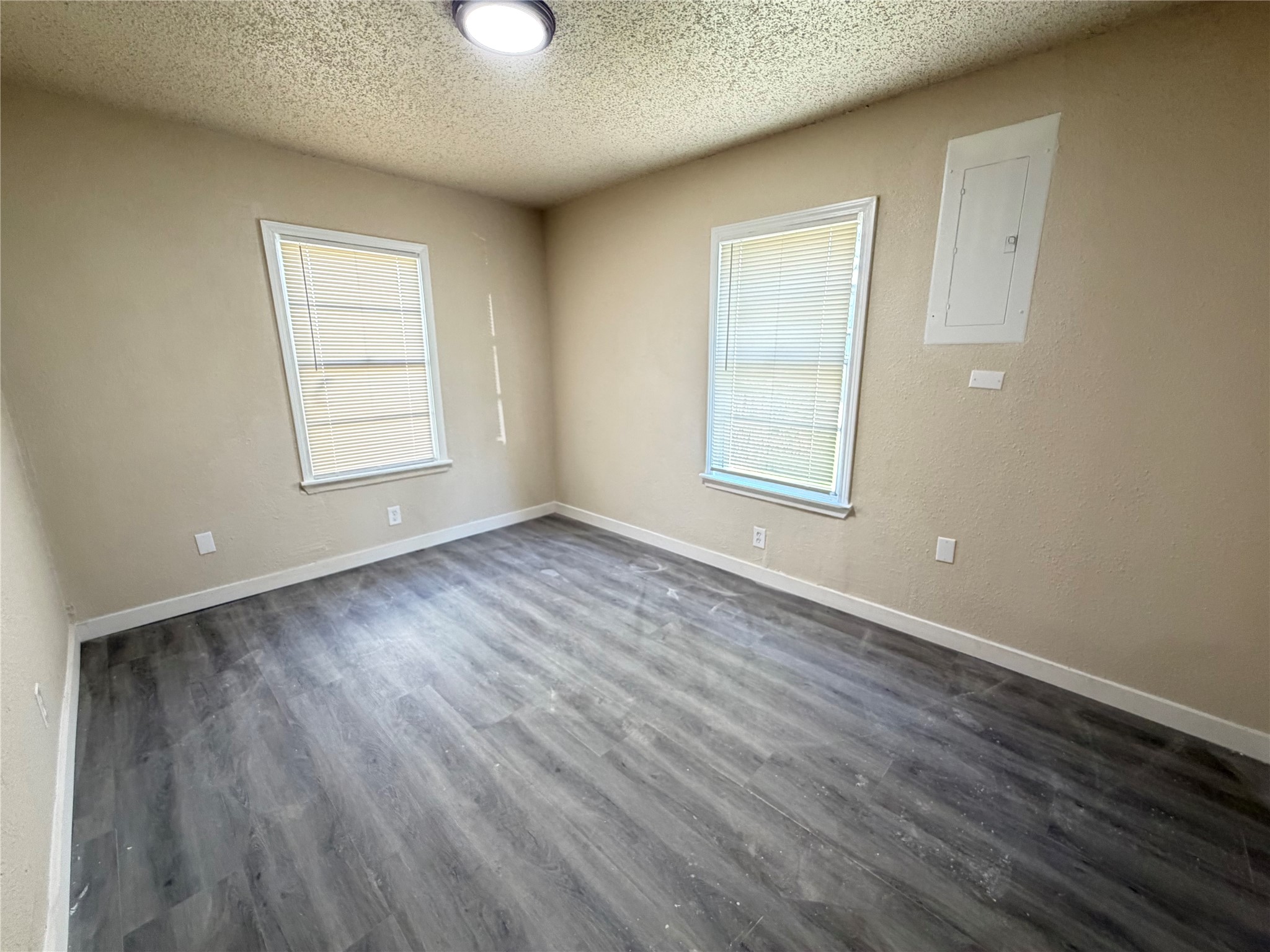 6012 Chippewa Drive Dallas TX 75212