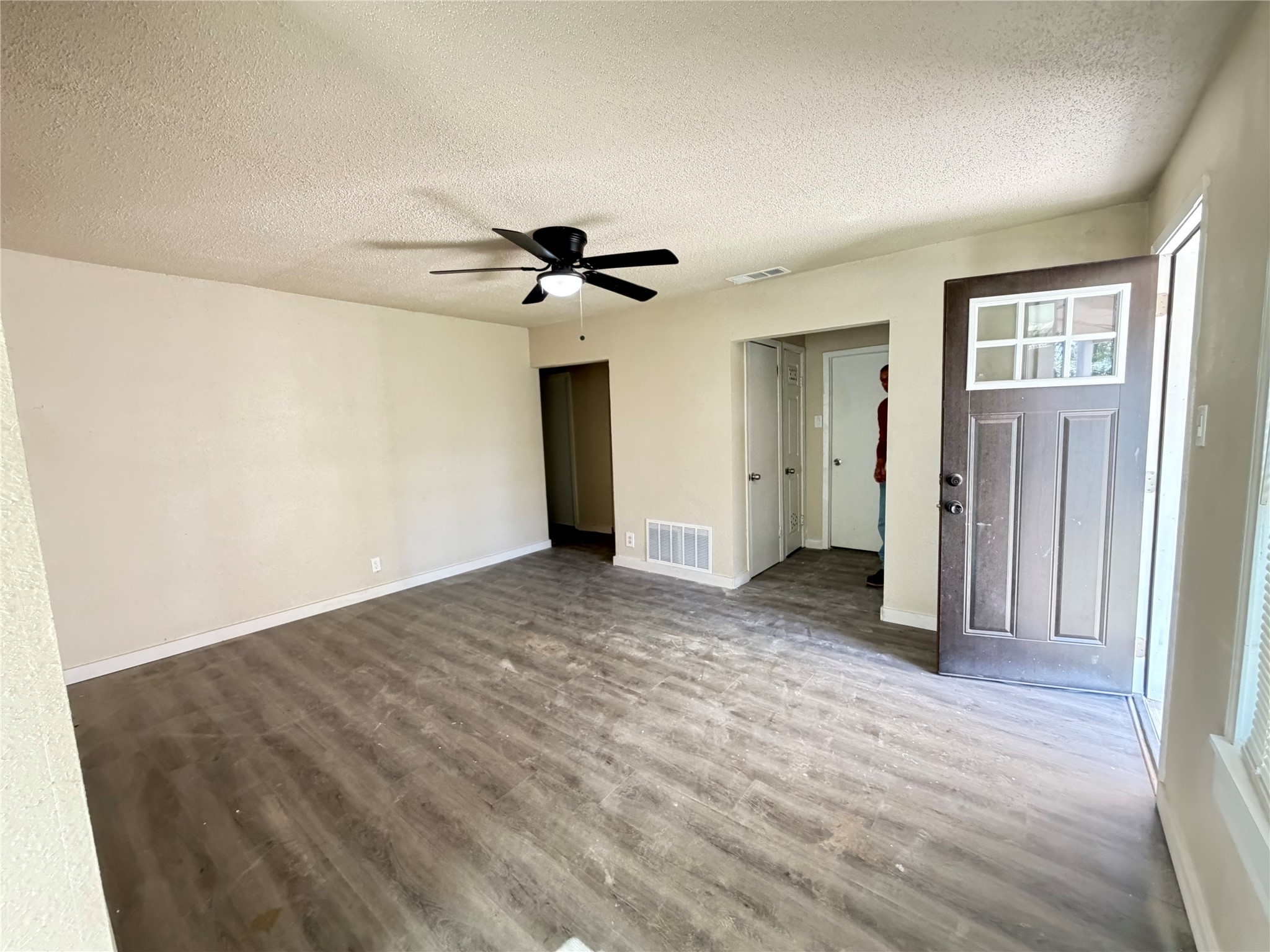 6012 Chippewa Drive Dallas TX 75212