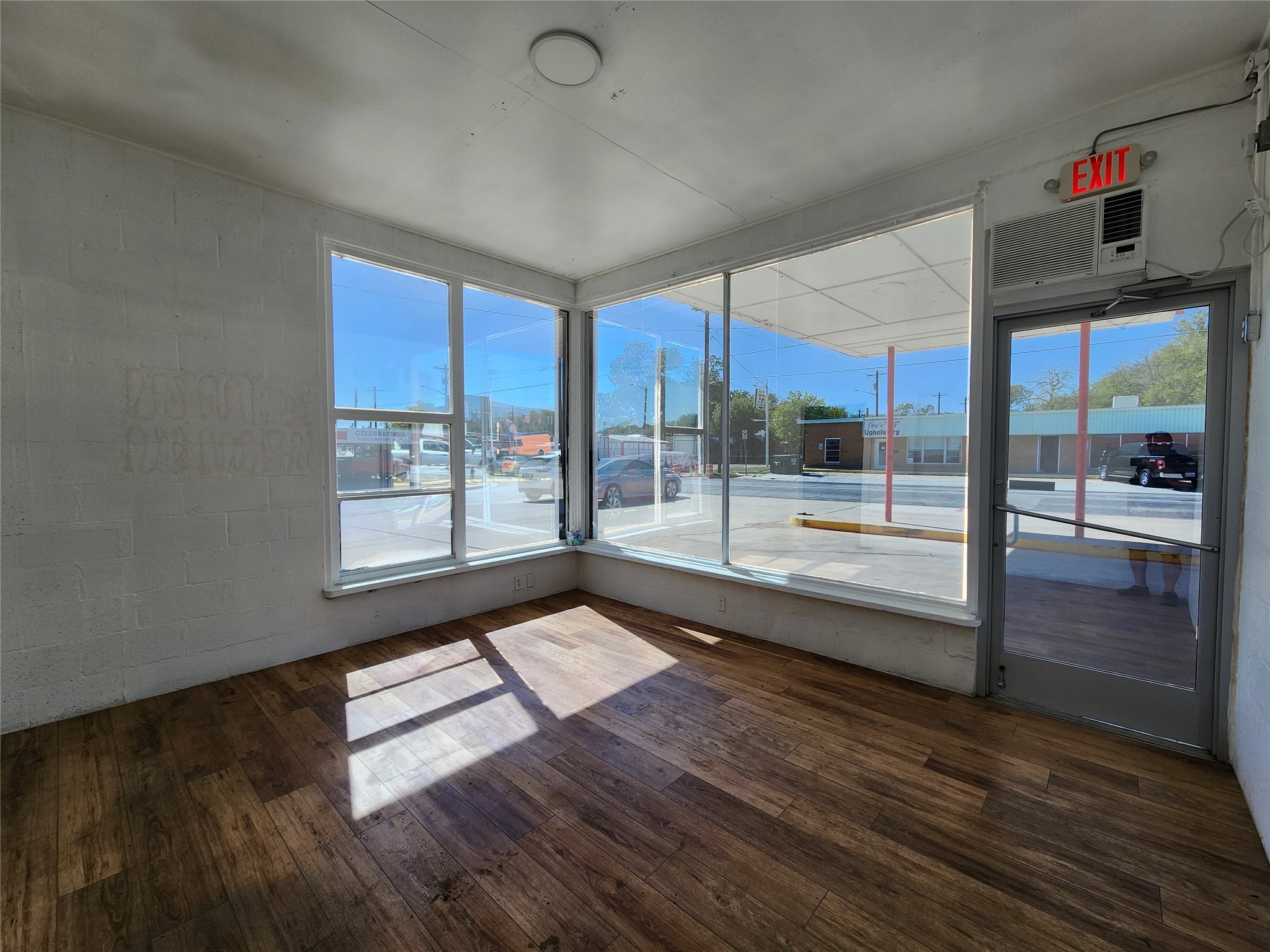 621 S Elm Street Denton TX 76201