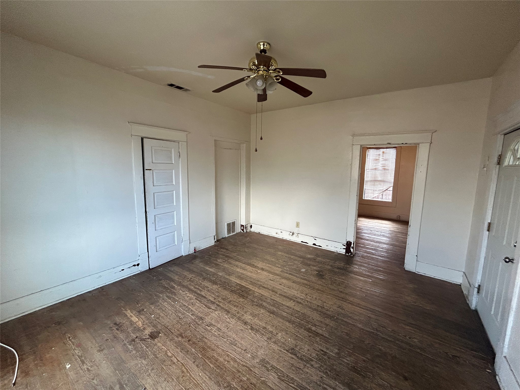 428 W 7th Street Dallas TX 75208