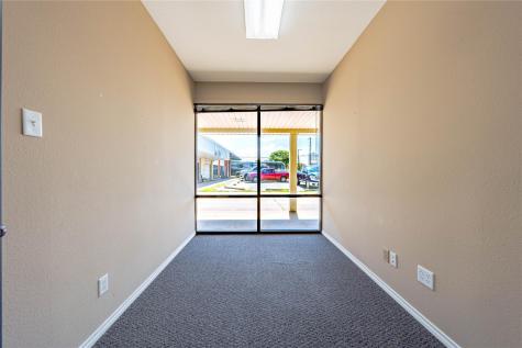 210 W Main Street Gun Barrel City TX 75156