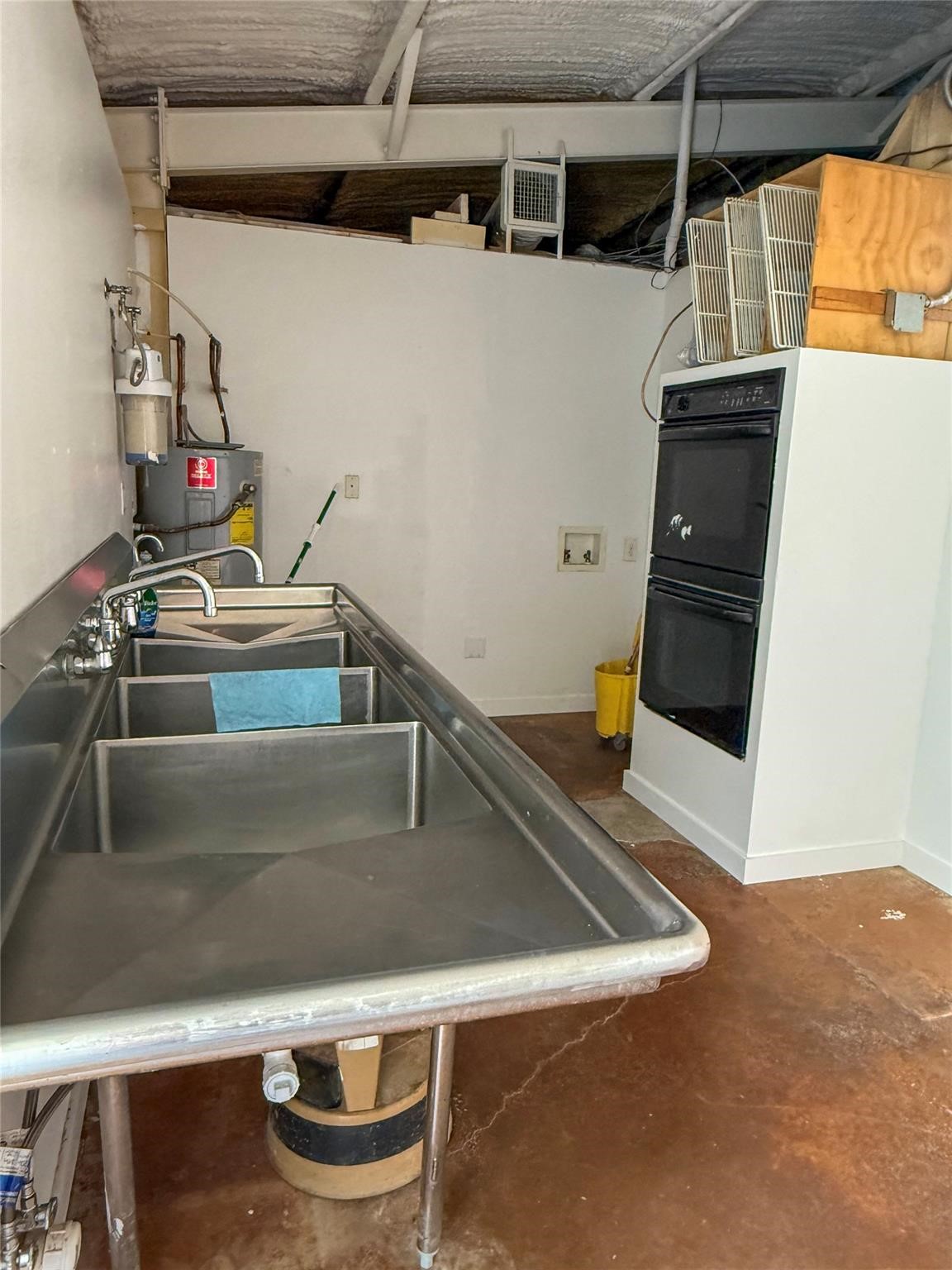 300 E Railroad Avenue Godley TX 76044