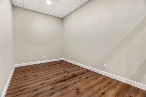 71 N Waco Street Hillsboro TX 76645