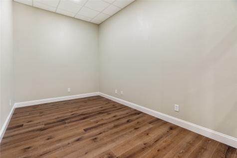 71 N Waco Street Hillsboro TX 76645
