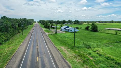 11833 Highway 90 N Bedias TX 77831