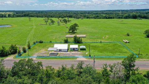 11833 Highway 90 N Bedias TX 77831