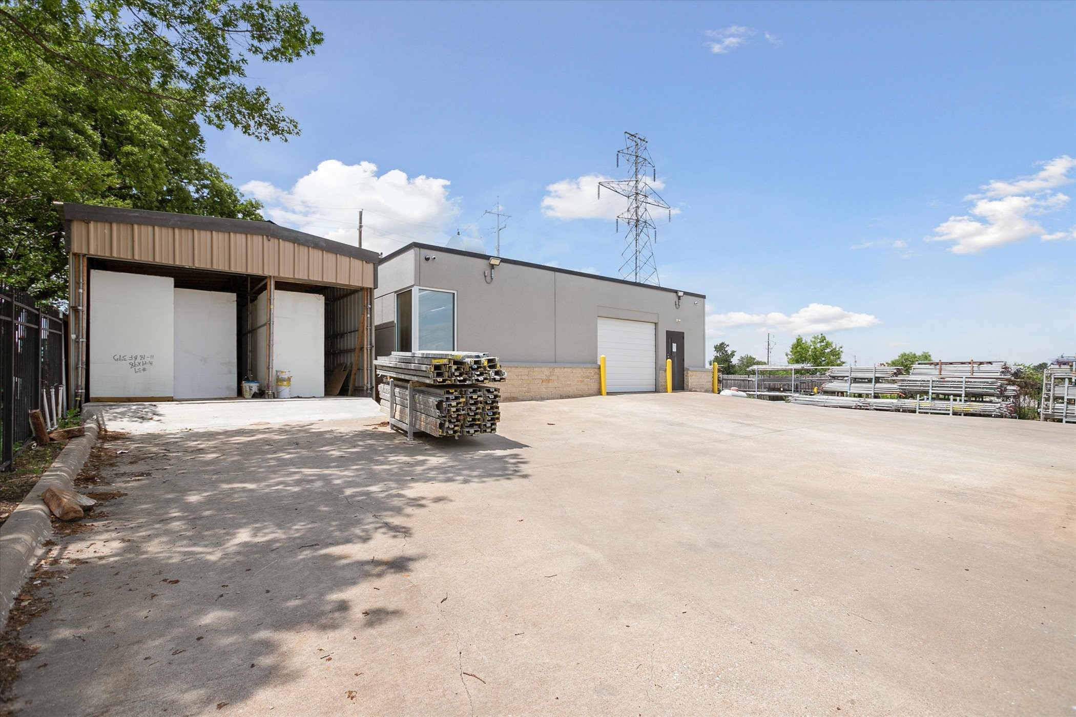 5685 E Loop 820 S Fort Worth TX 76119