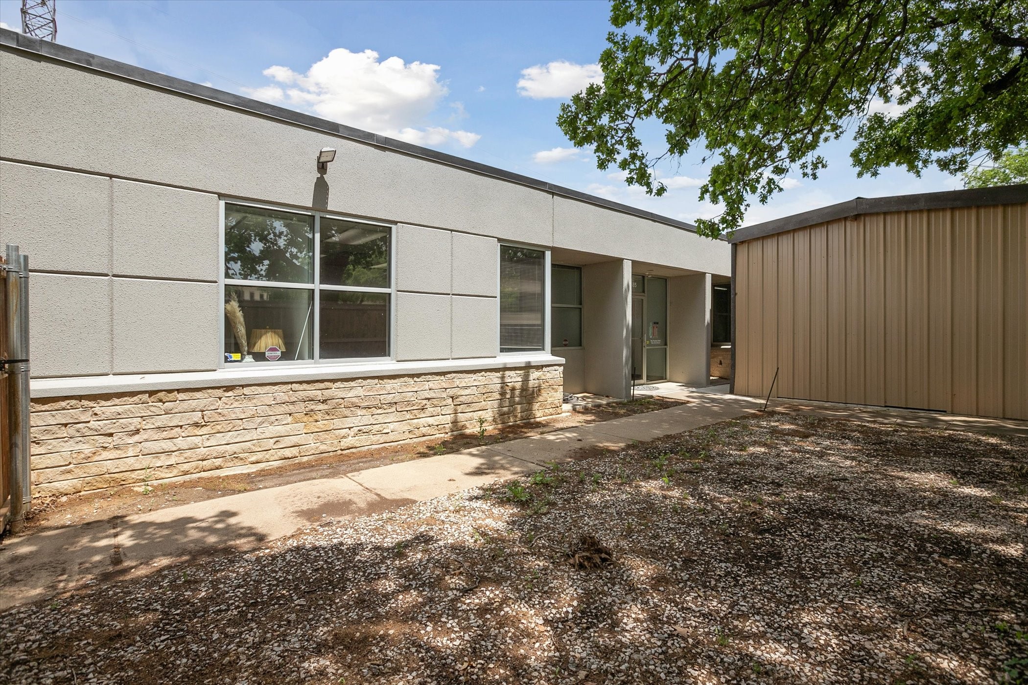 5685 E Loop 820 S Fort Worth TX 76119