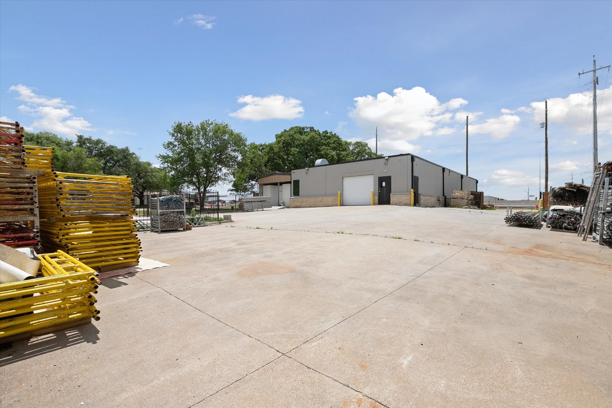 5685 E Loop 820 S Fort Worth TX 76119