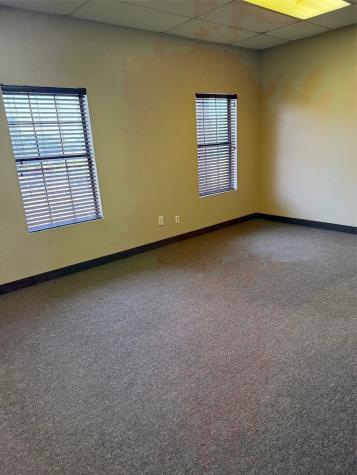 329 Oaks Trail Garland TX 75043