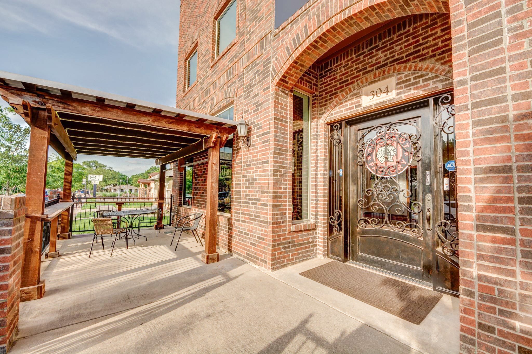 304 N Oak Street Roanoke TX 76262