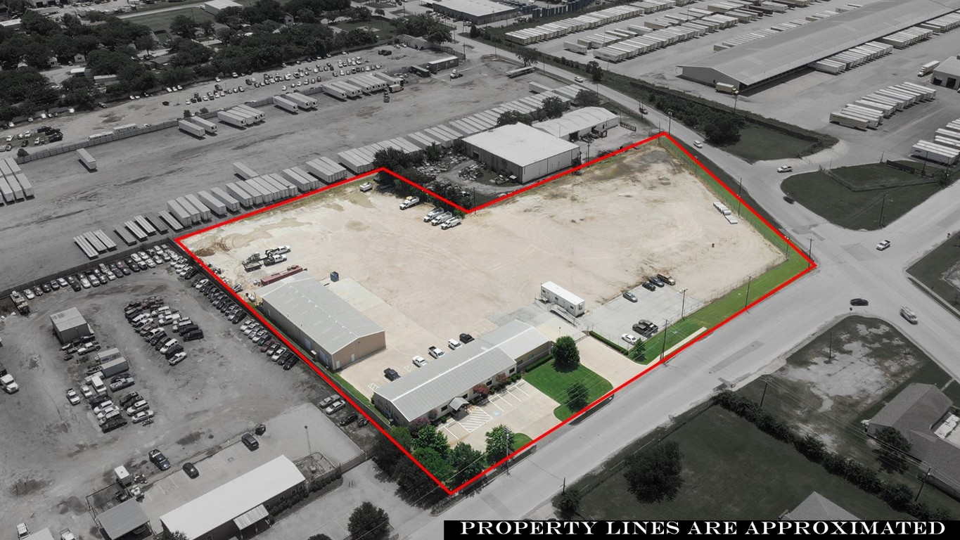 4413 Carey Street Fort Worth TX 76119