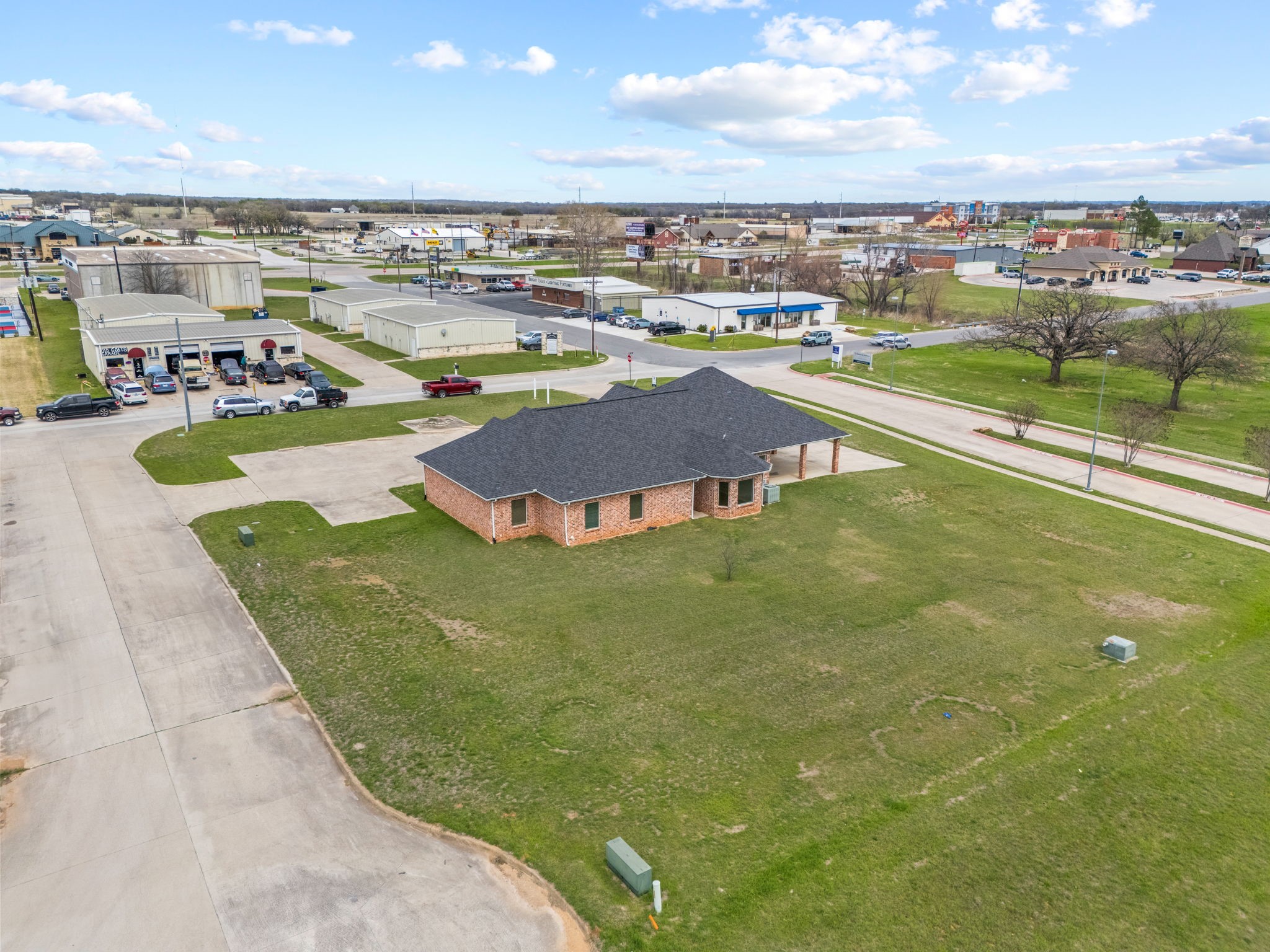 401 Center Court Drive Bridgeport TX 76426