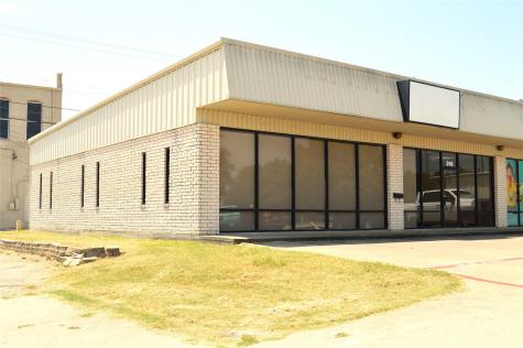 318 E Nash Street Terrell TX 75160