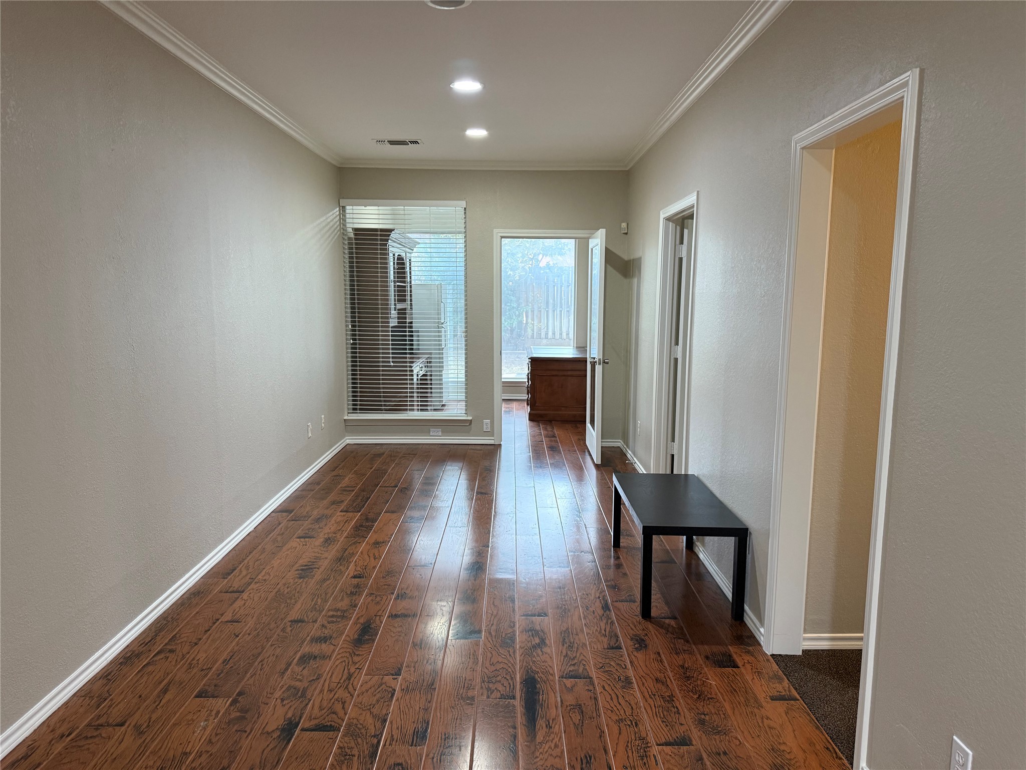140 W Eldred Street Burleson TX 76028