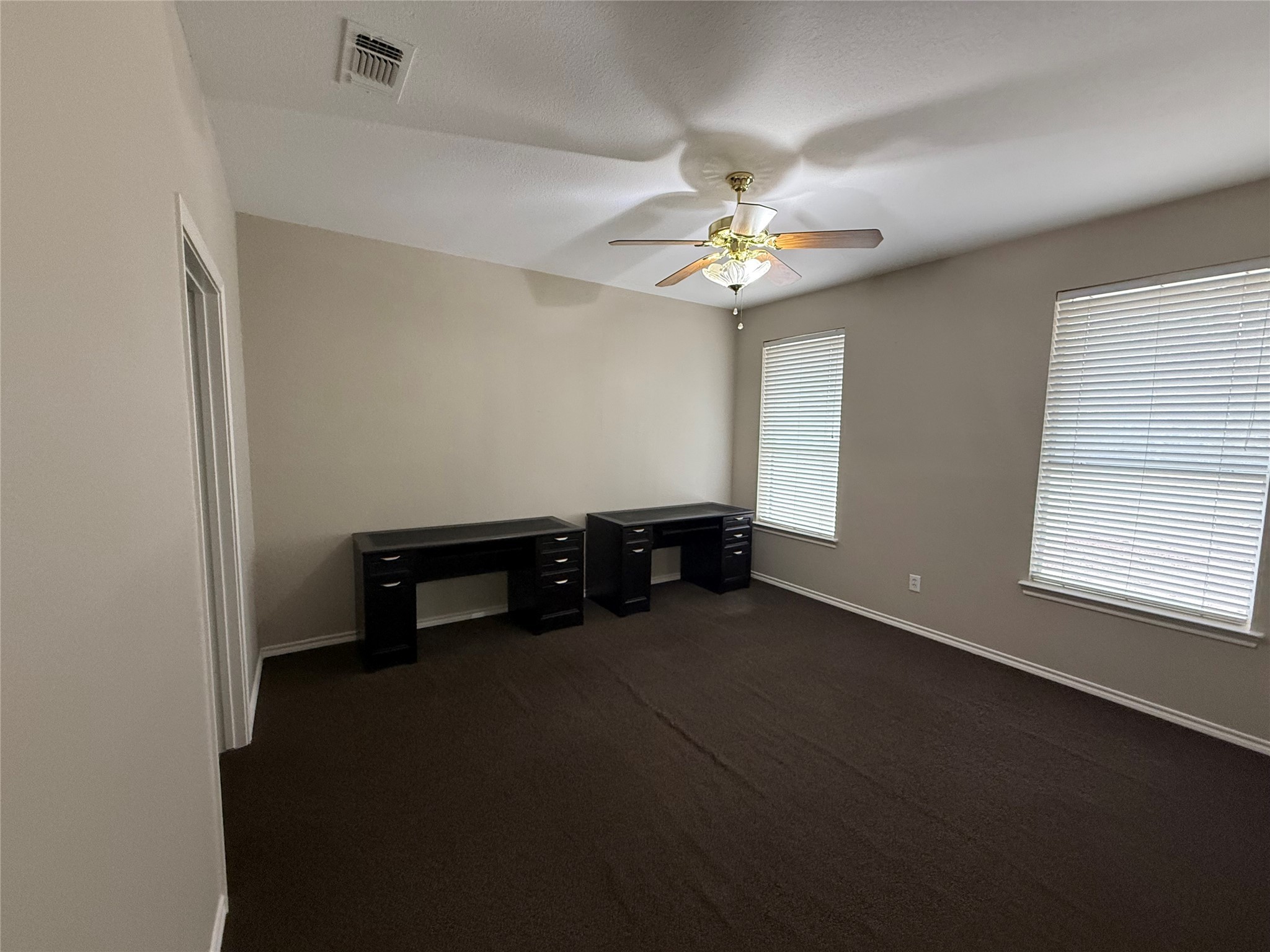 140 W Eldred Street Burleson TX 76028