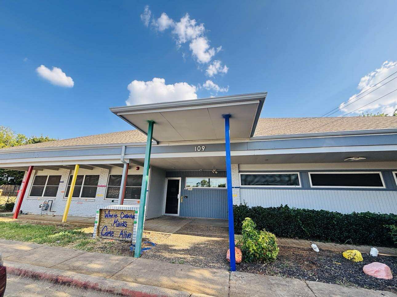 109 West Midway Drive Euless TX 76039