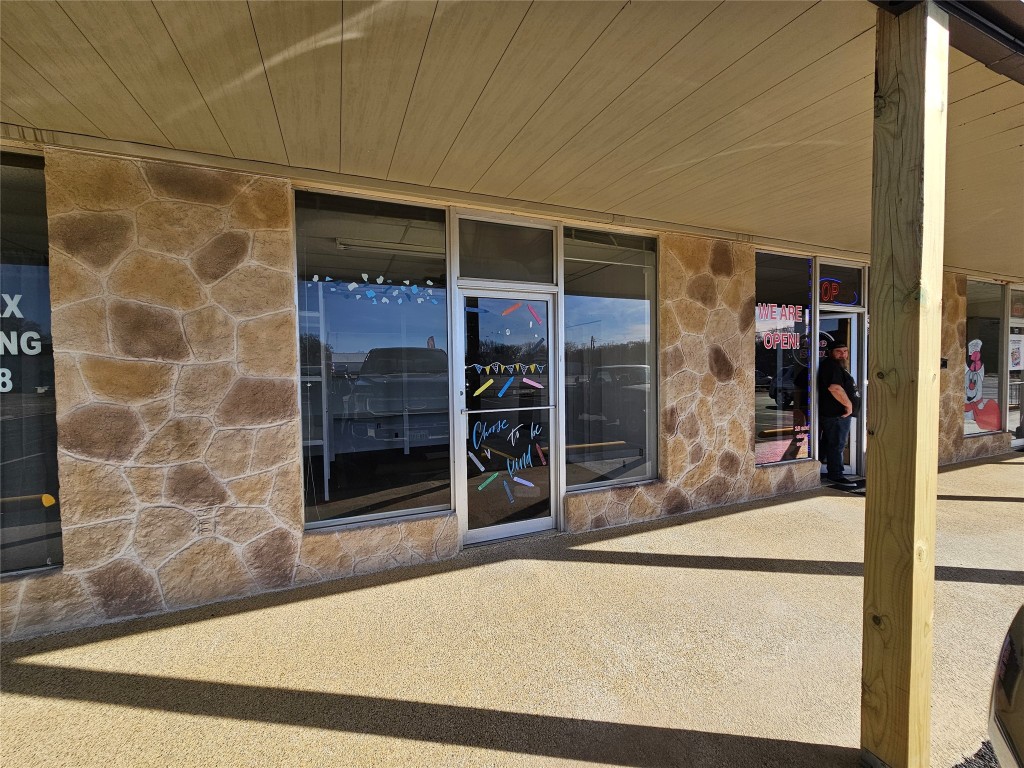 101 E Grand Plaza Grand Saline TX 75140