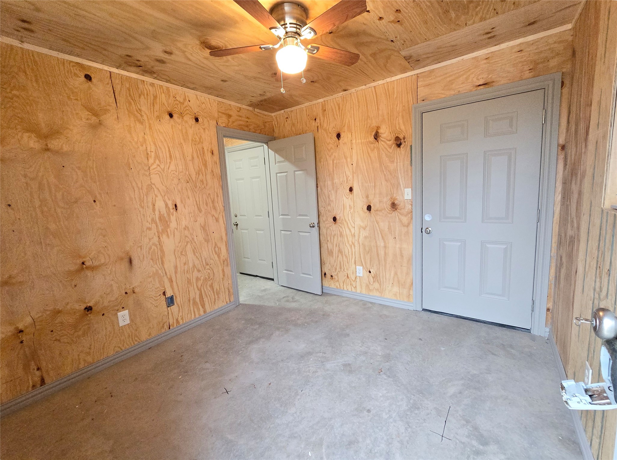 910 Upper Denton Road Weatherford TX 76085