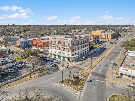 102 Houston Avenue Weatherford TX 76086