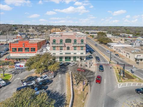 102 Houston Avenue Weatherford TX 76086