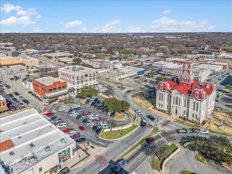 102 Houston Avenue Weatherford TX 76086