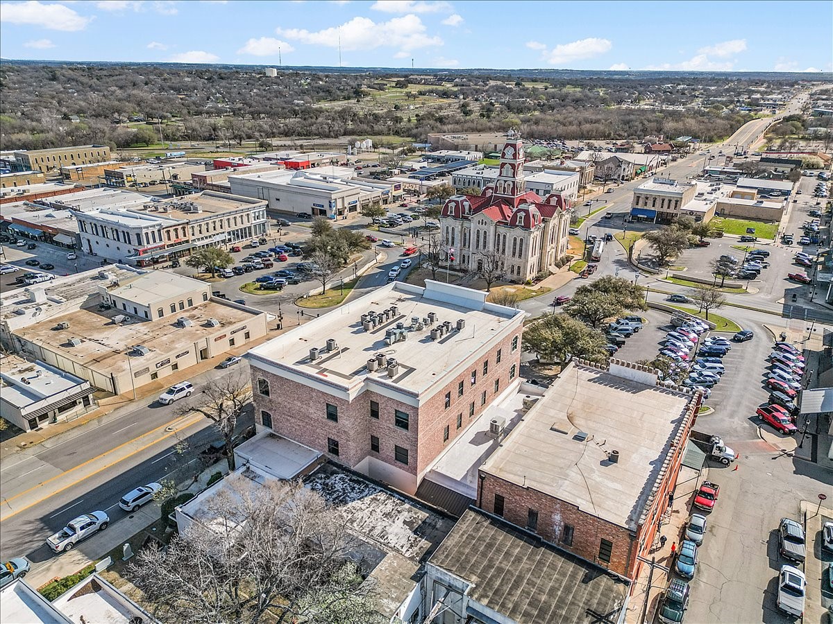 102 Houston Avenue Weatherford TX 76086
