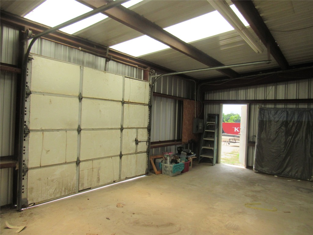 1827 B S Armstrong Avenue Denison TX 75020