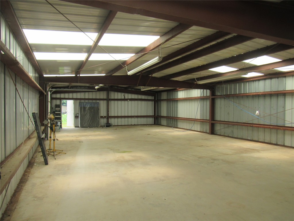 1827 B S Armstrong Avenue Denison TX 75020