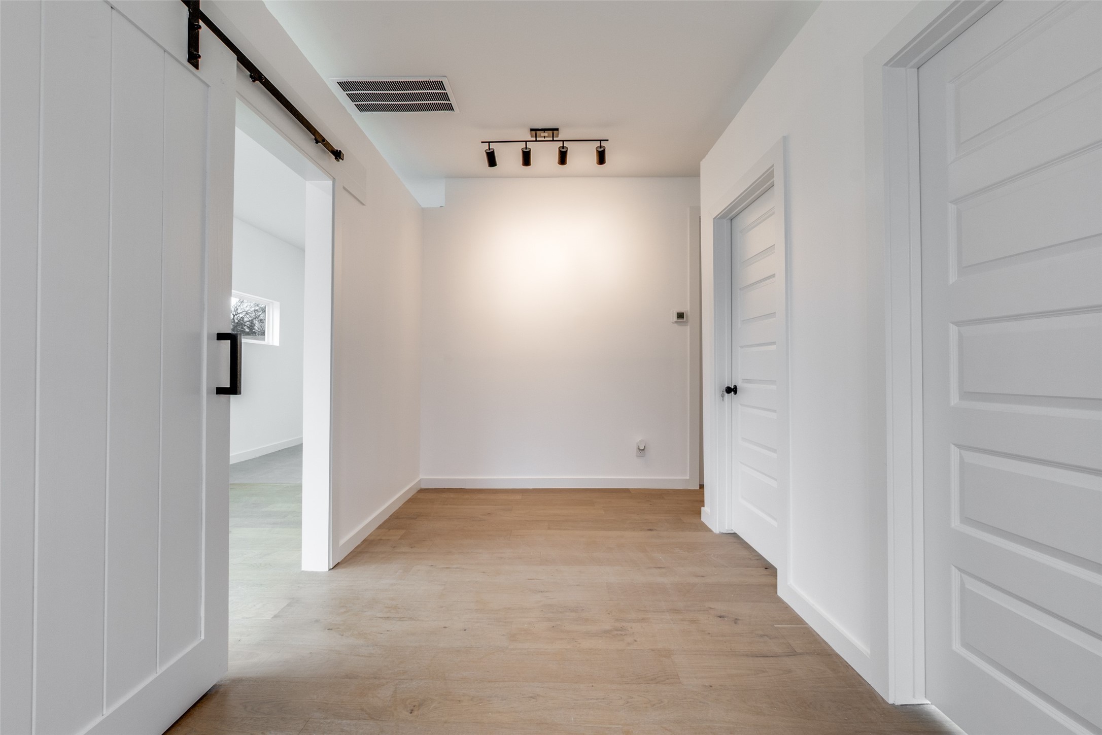 1739 Marfa Avenue Dallas TX 75216