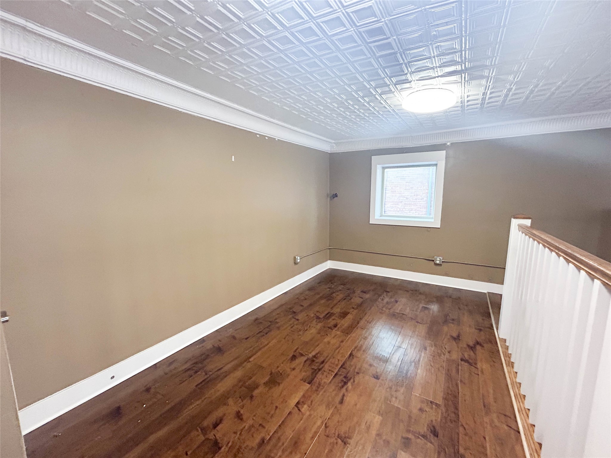112 N Dallas Street Ennis TX 75119