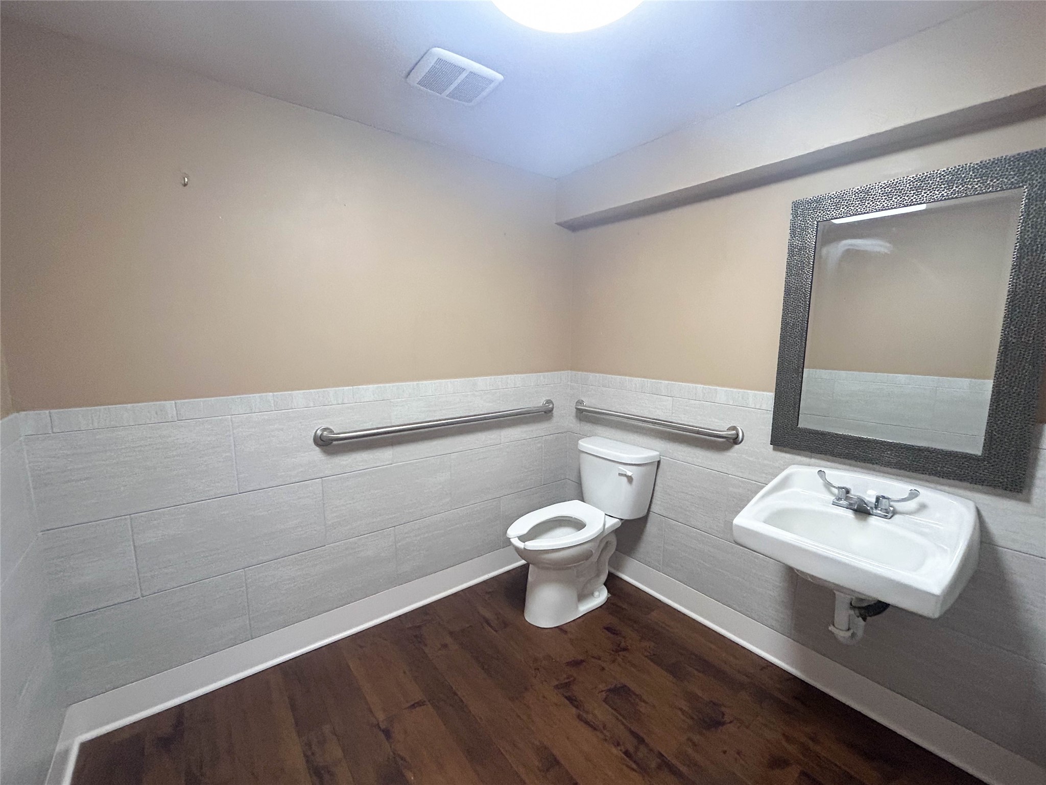112 N Dallas Street Ennis TX 75119