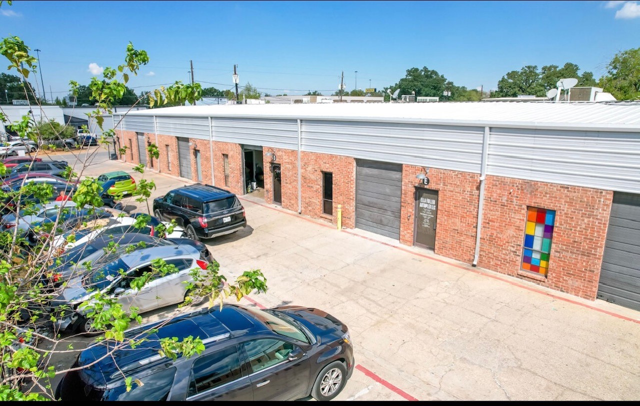 11166 Ables Lane Dallas TX 75229