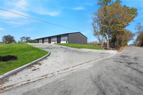 14596 Us Highway 75 Highway Van Alstyne TX 75495