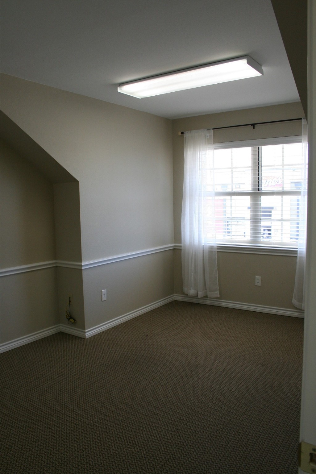1601 W Henderson Cleburne TX 76033