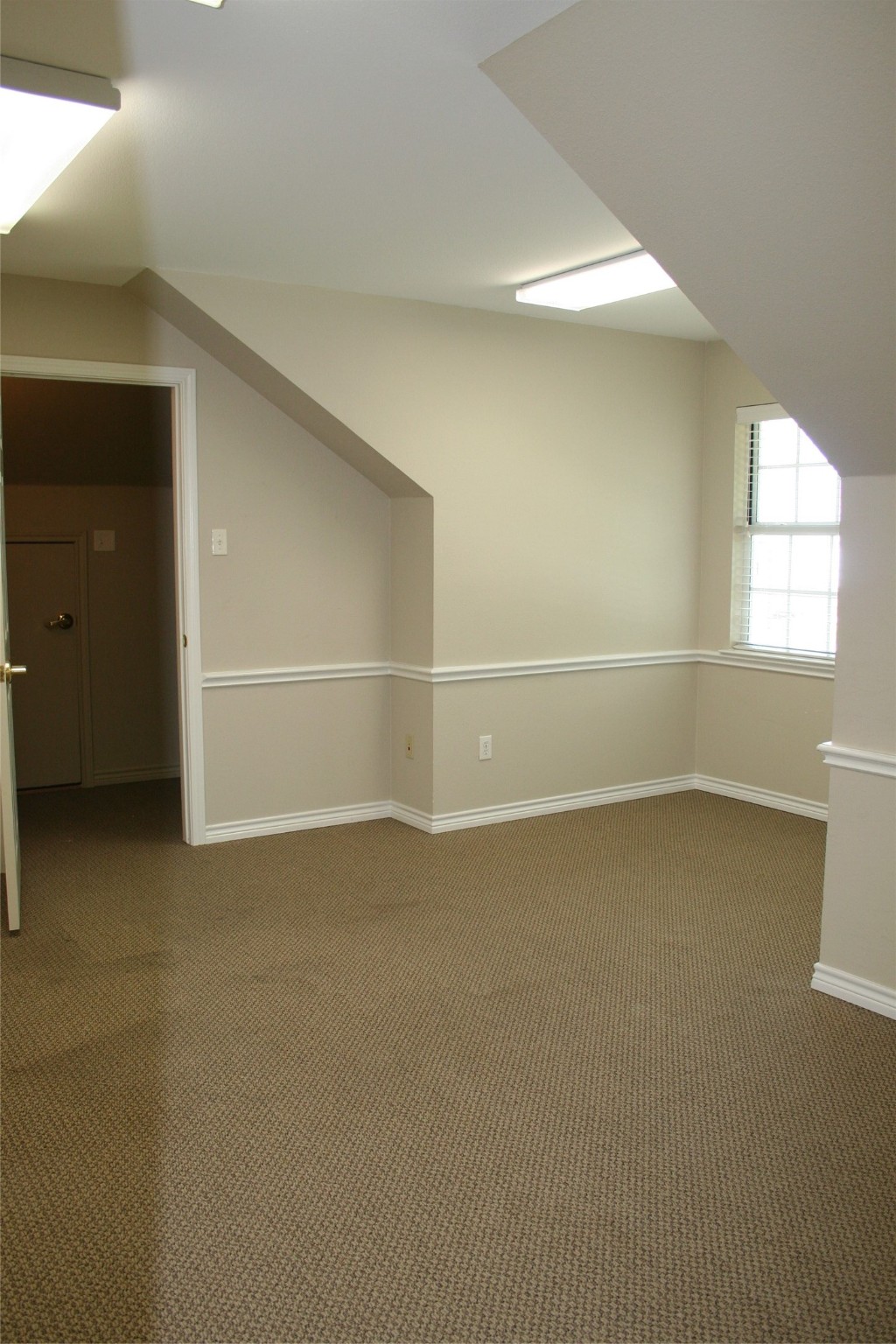 1601 W Henderson Cleburne TX 76033