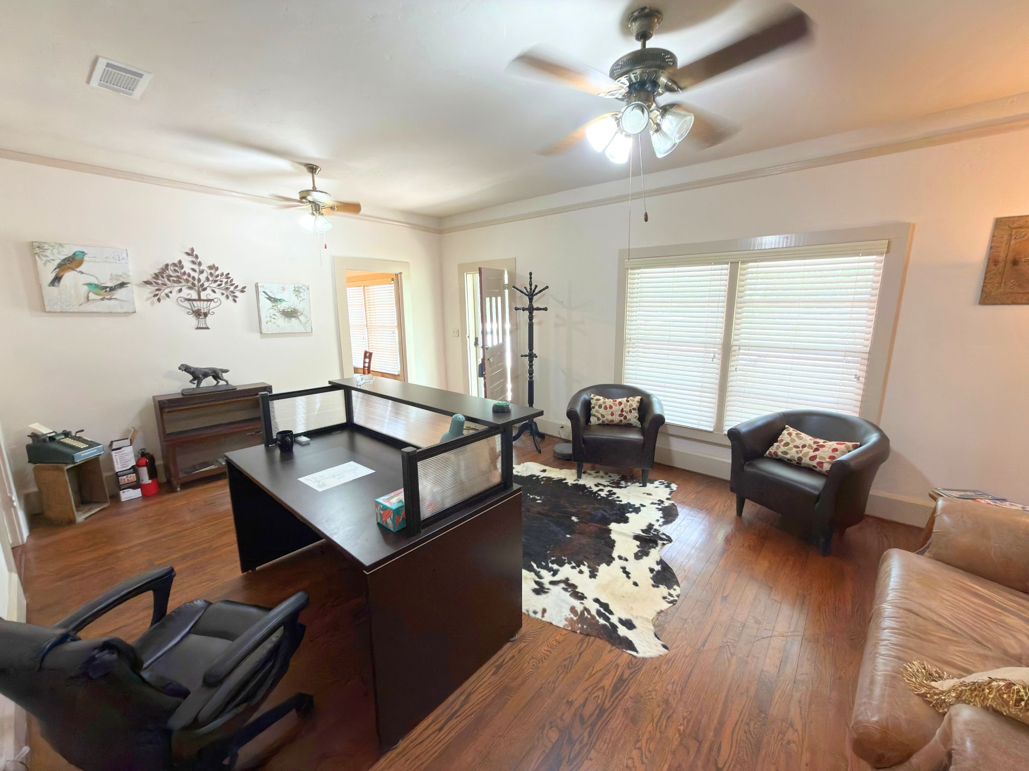 902 W Pearl Street Granbury TX 76048
