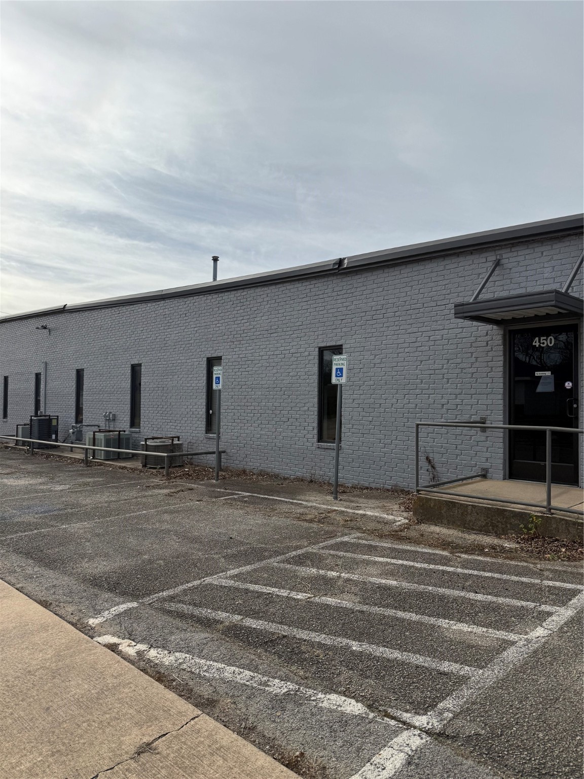 450 SW 4th Street Paris TX 75460